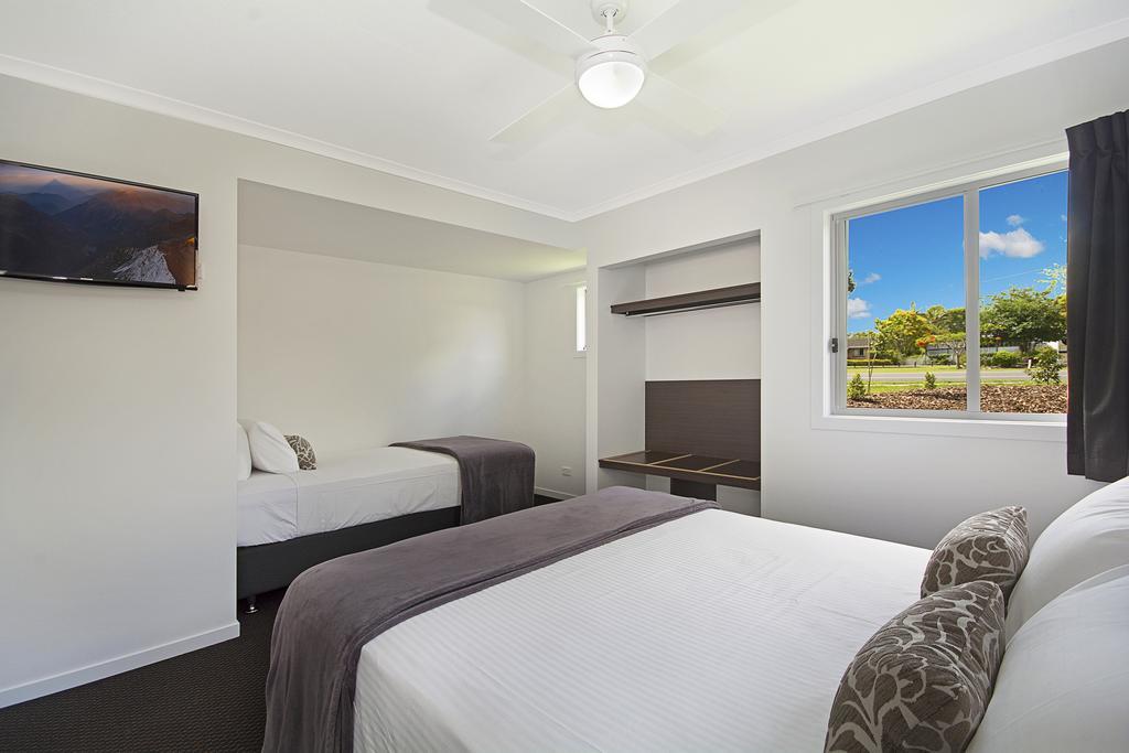 Cooroy Luxury Motel Apartments חדר תמונה